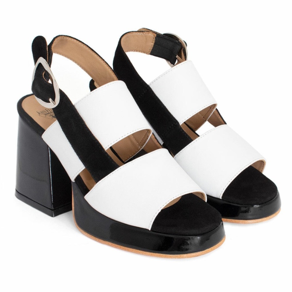 NWOT JOHN FLUEVOC PICNIC KERRY SLINGBACK PLATFORM SANDAL